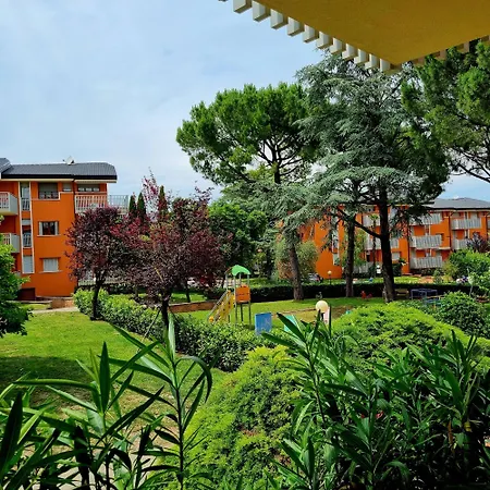 Rosa Garda Apartament *